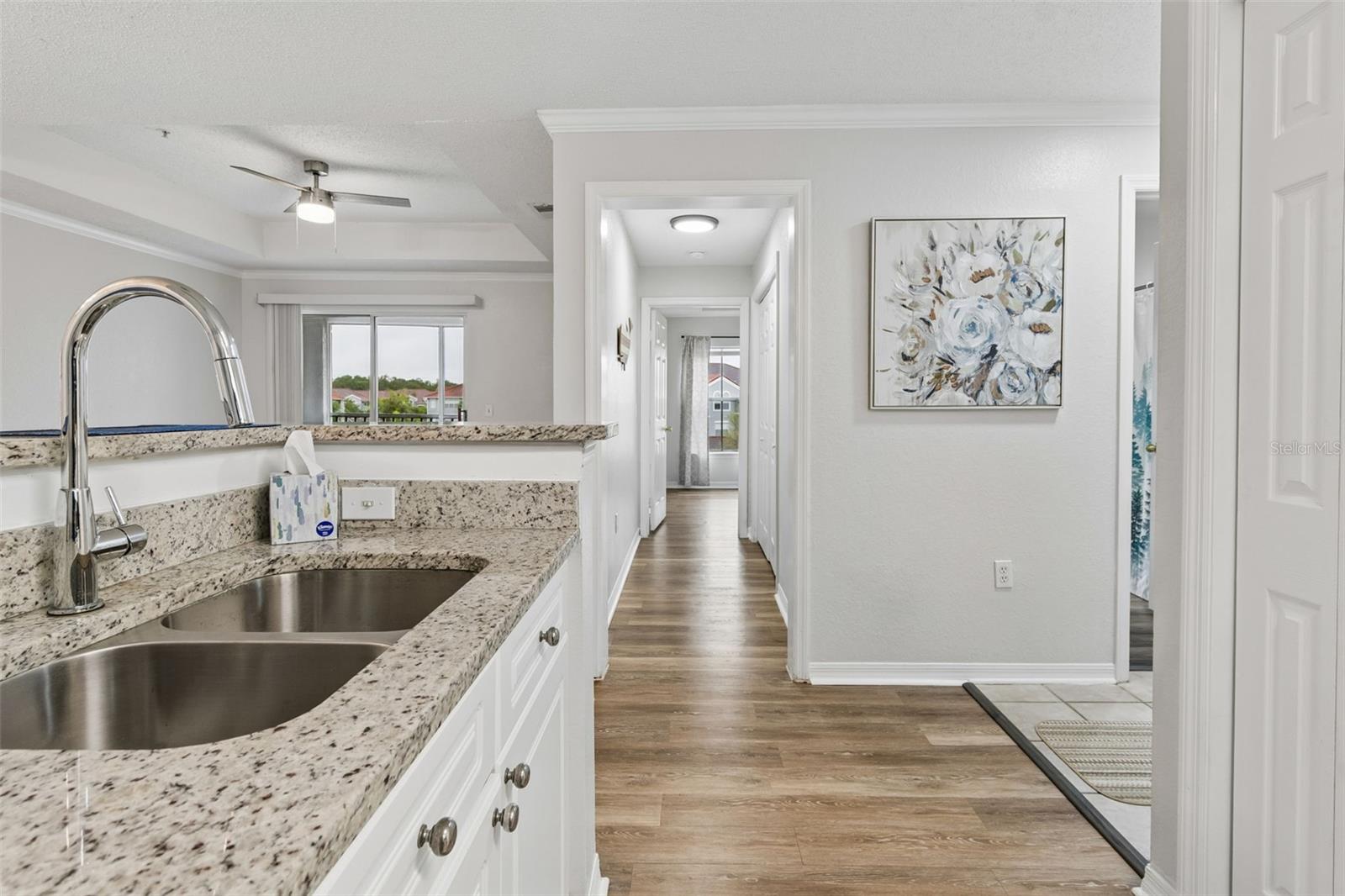 18001 RICHMOND PLACE DR #1030 — photo 10