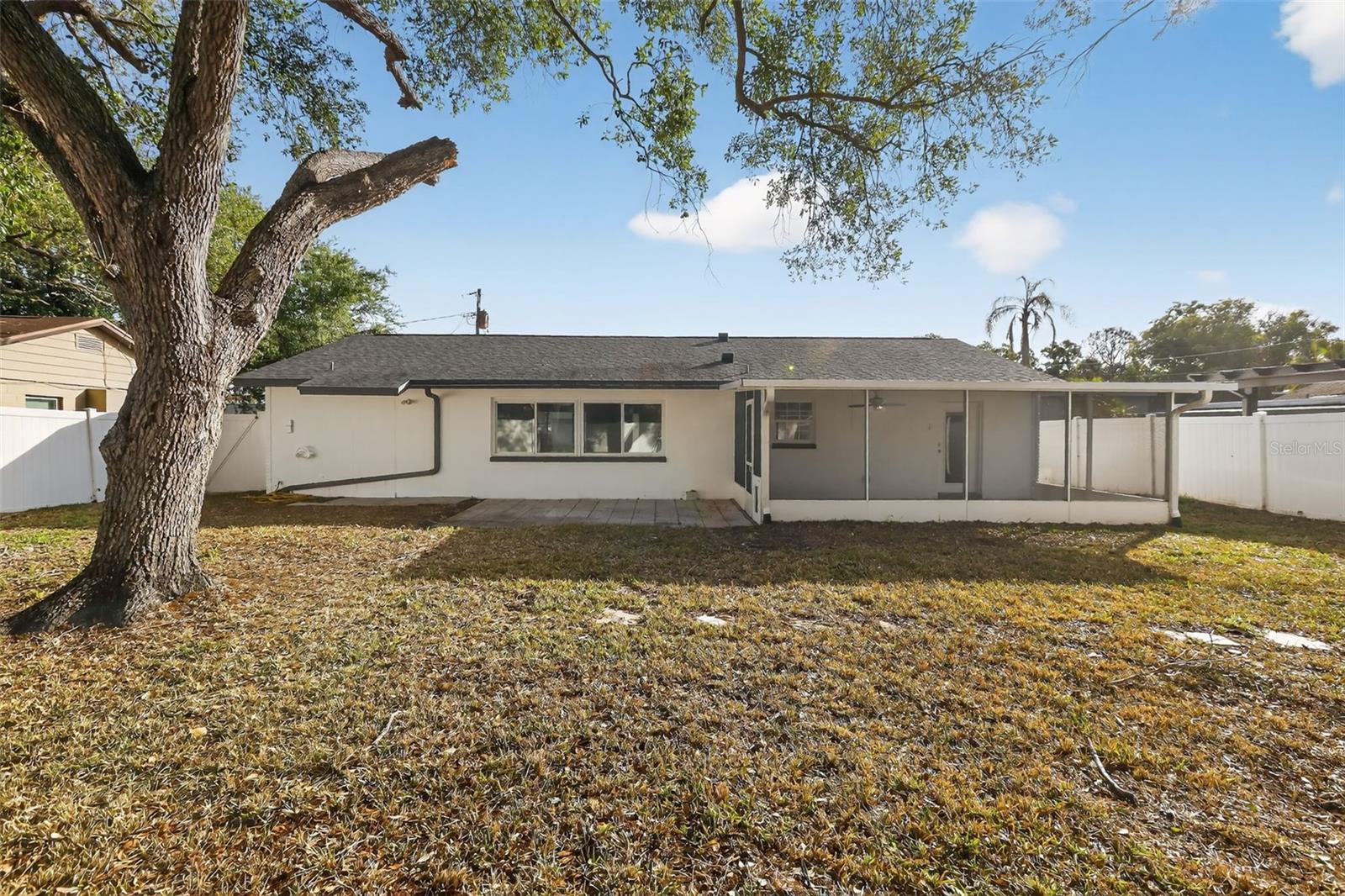 8317 BOXWOOD DR — photo 34