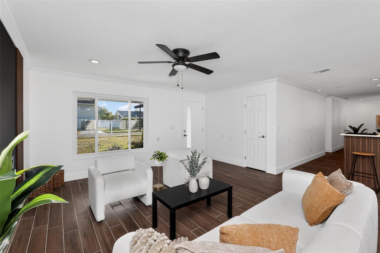 8317 BOXWOOD DR — photo 11
