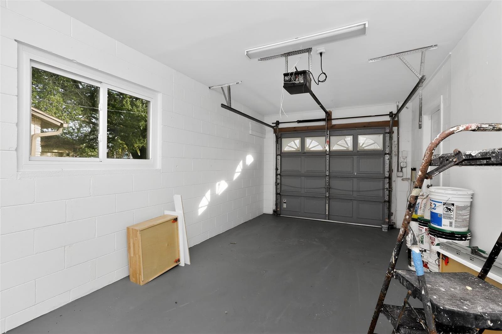 8317 BOXWOOD DR — photo 37