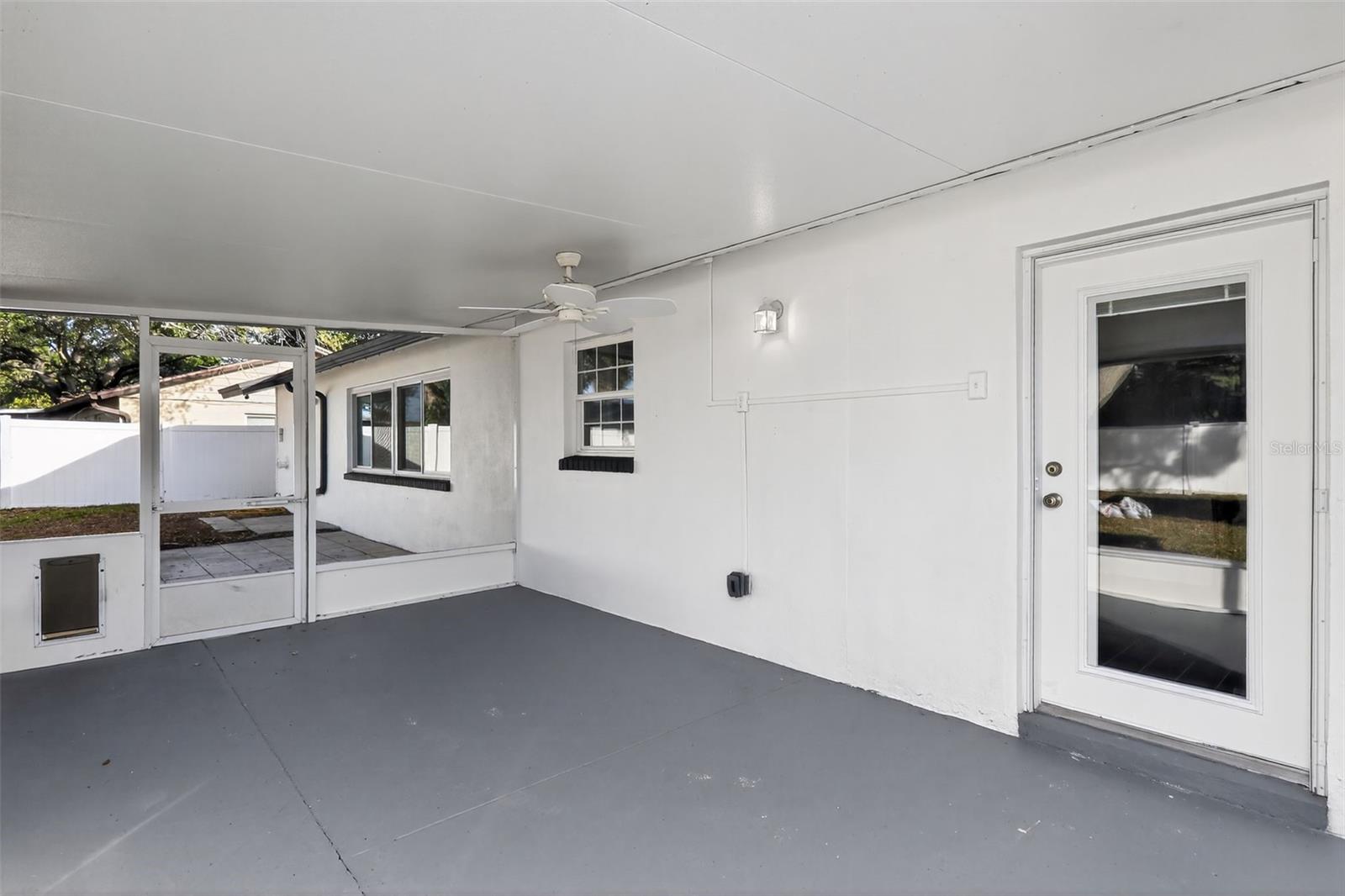 8317 BOXWOOD DR — photo 31