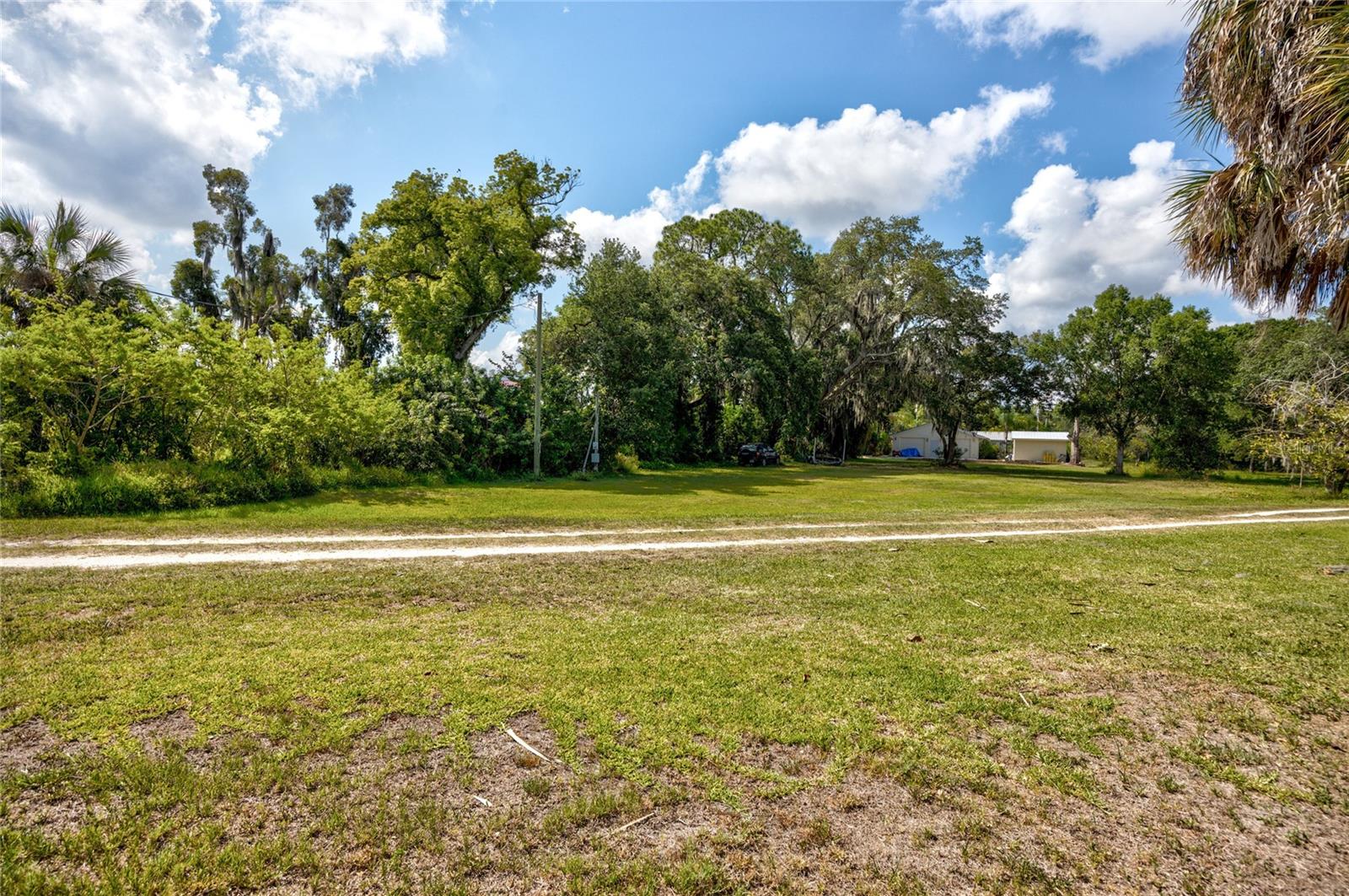 102 DICKMAN DR SW — photo 39