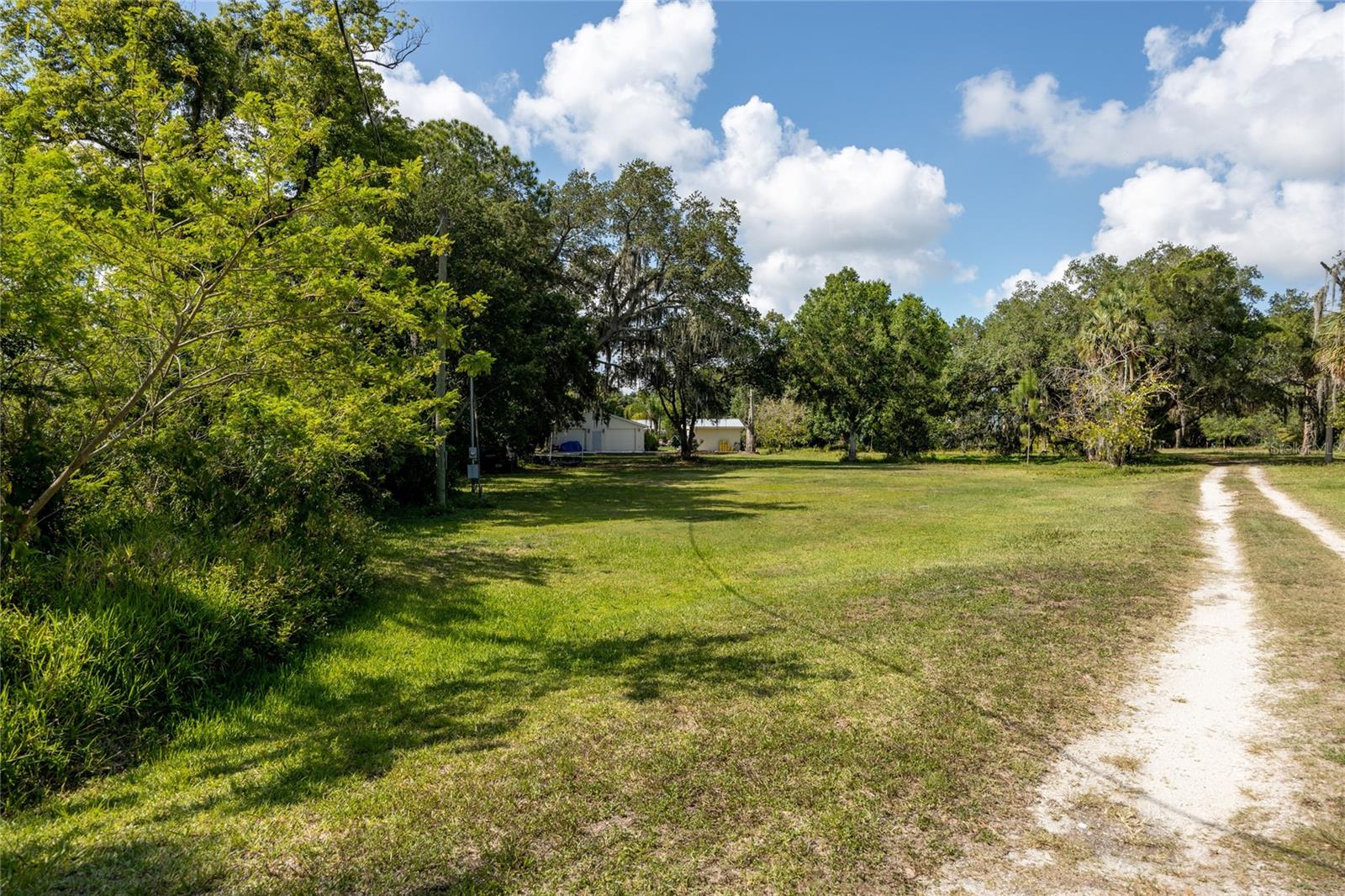 102 DICKMAN DR SW — photo 43