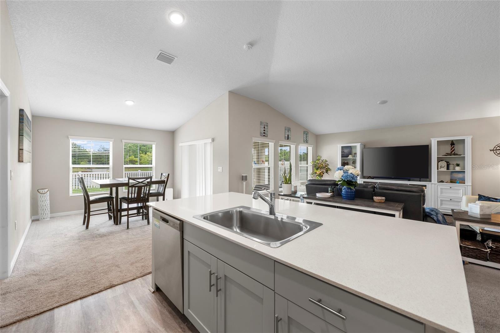 12690 TANNENCREST DR — photo 9