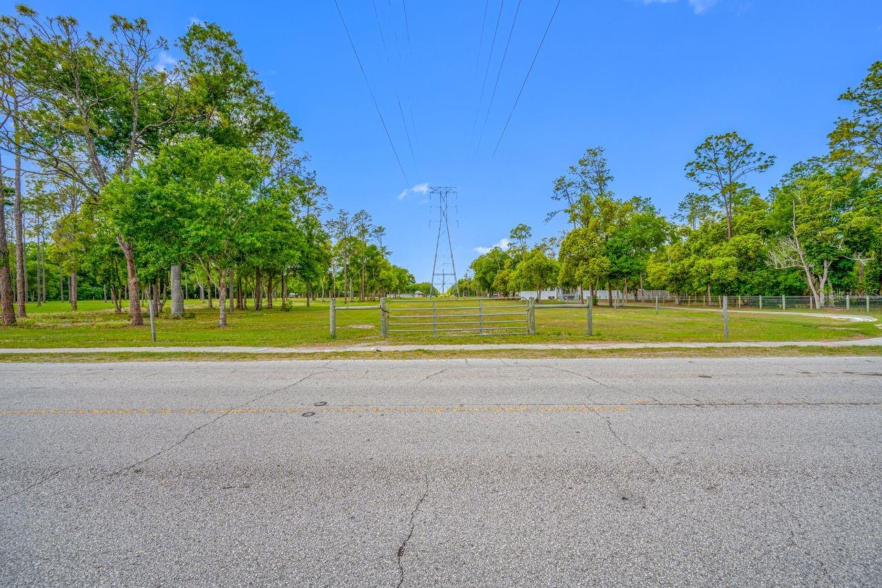 0 HANNA RD — photo 36