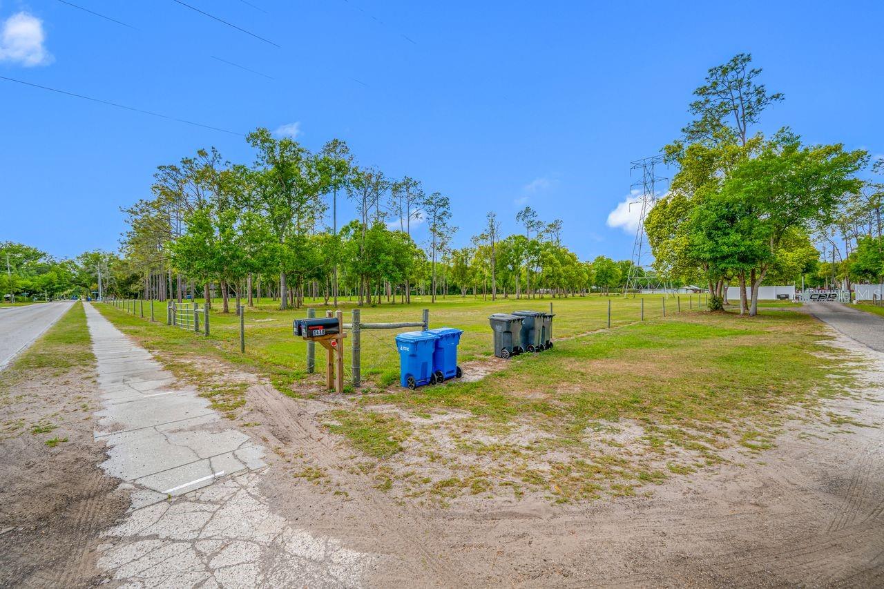 0 HANNA RD — photo 33