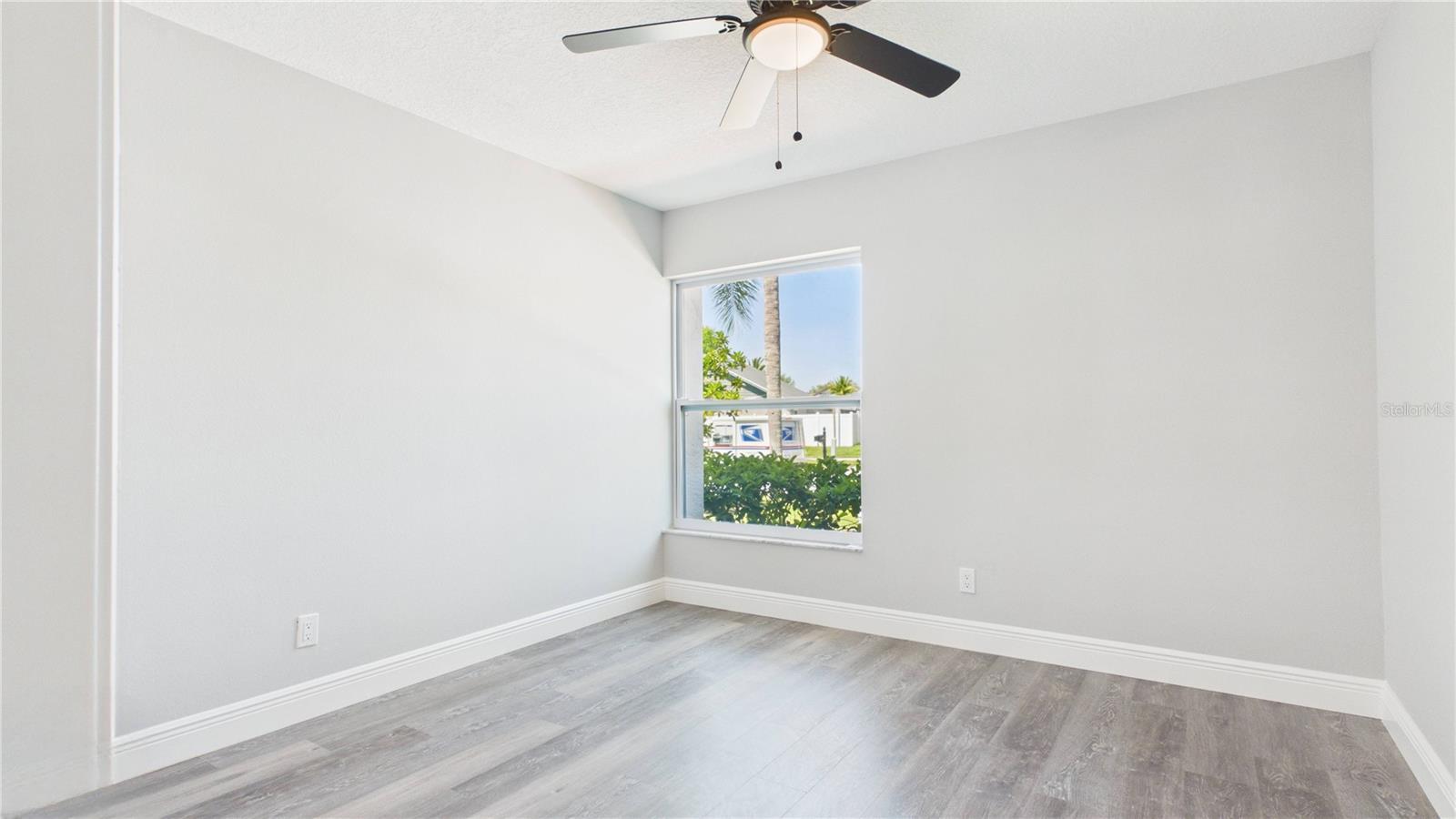 8609 BOYSENBERRY DR — photo 30