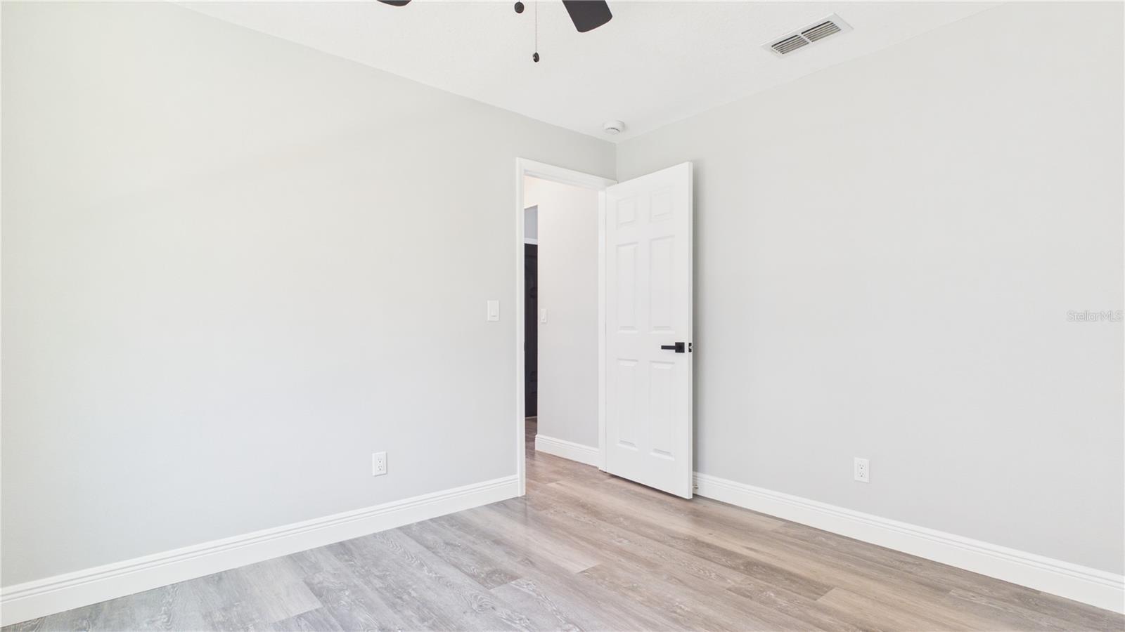 8609 BOYSENBERRY DR — photo 28