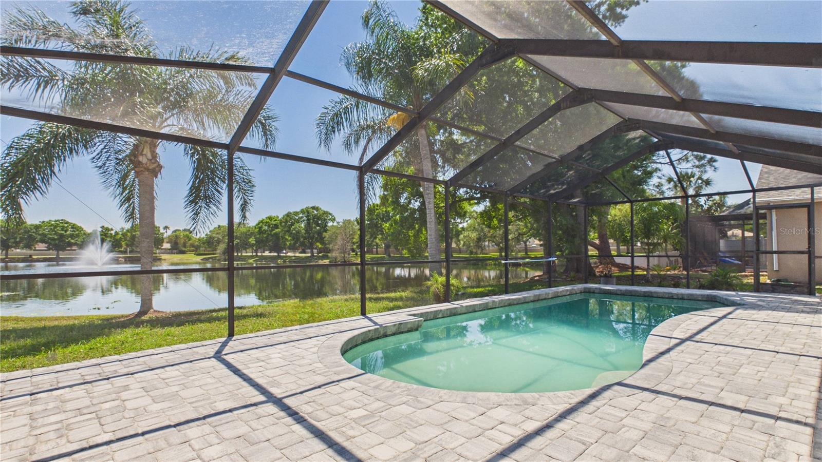 8609 BOYSENBERRY DR — photo 39