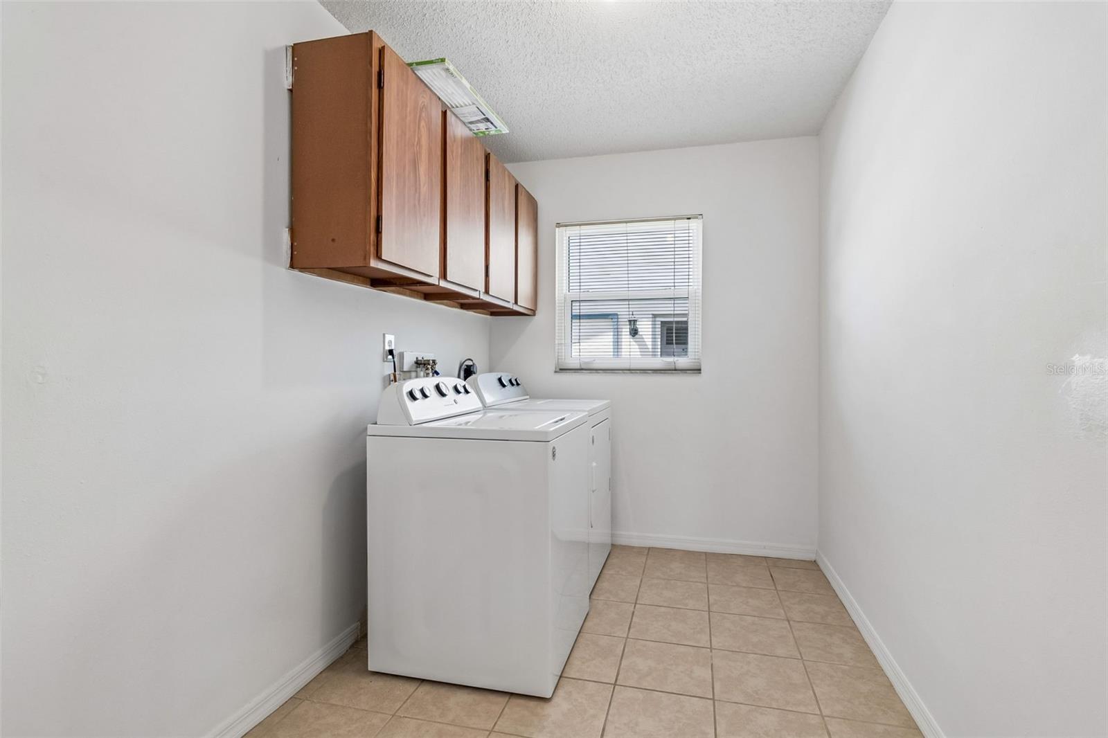 209 GENET CT — photo 15