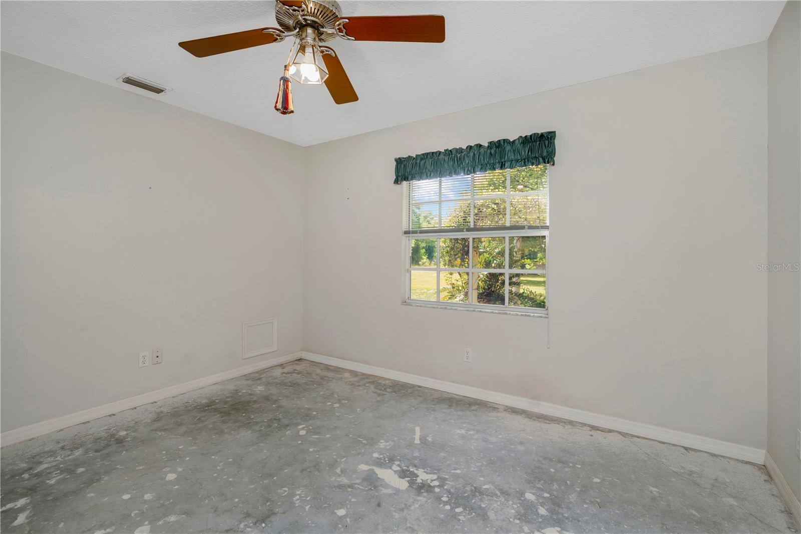 785 DUQUE RD — photo 21