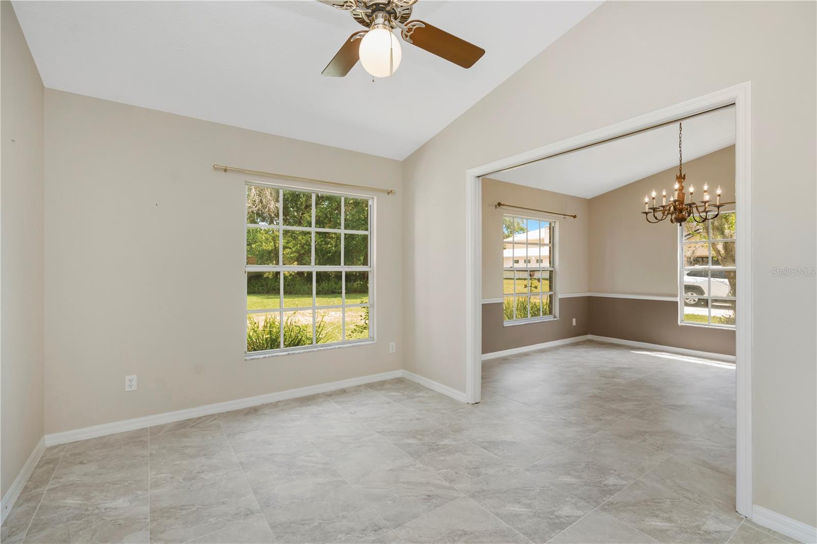 785 DUQUE RD — photo 4