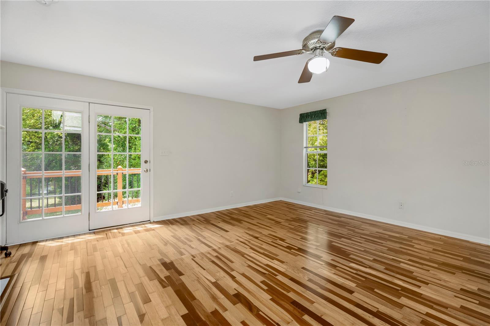 785 DUQUE RD — photo 23