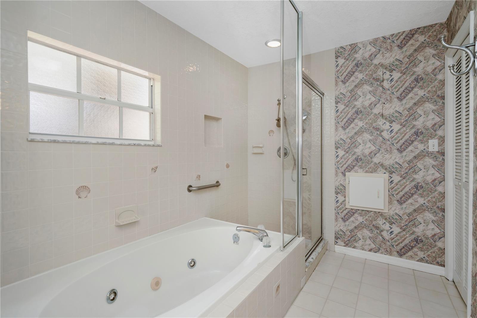 785 DUQUE RD — photo 32