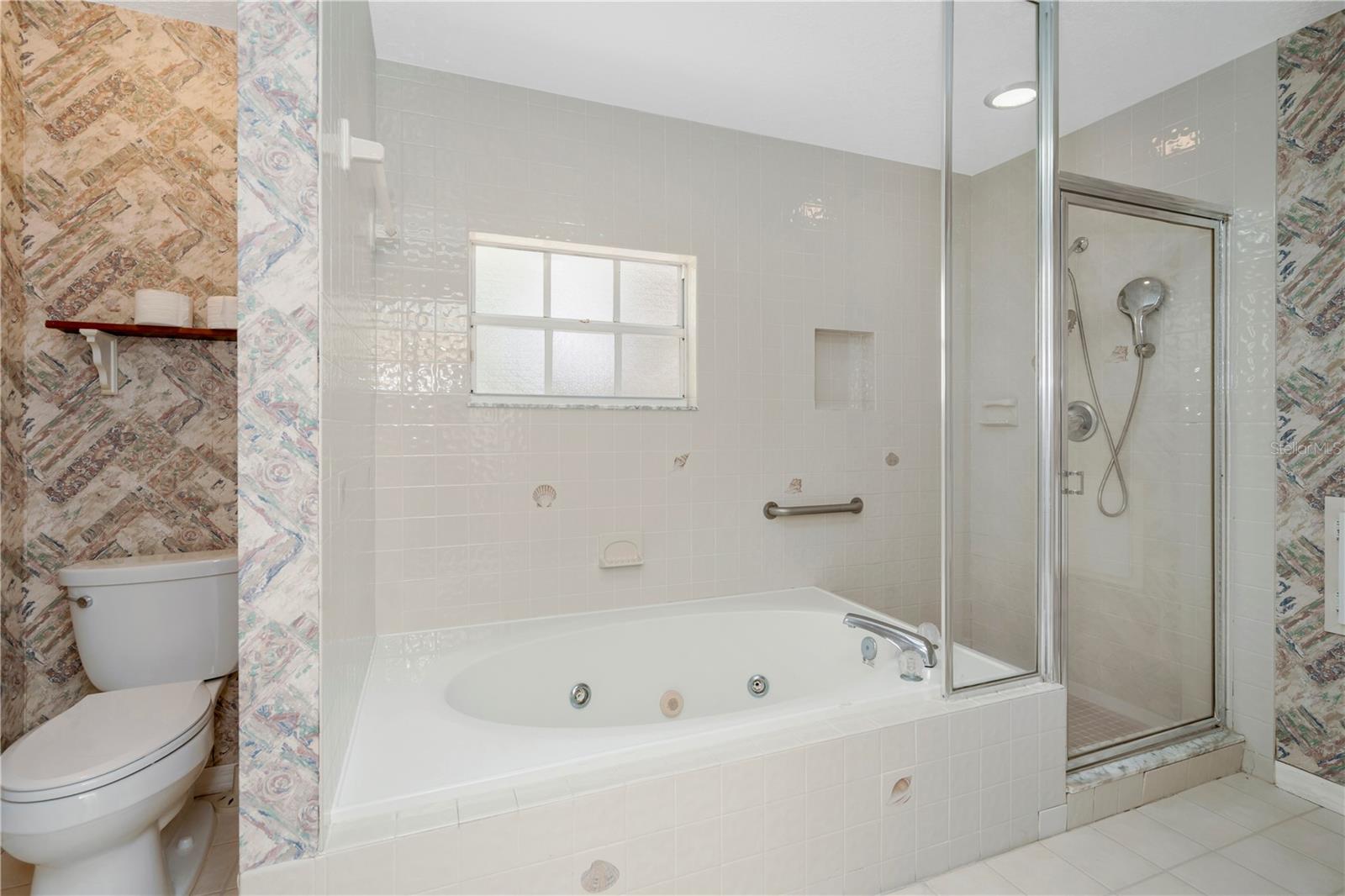 785 DUQUE RD — photo 33