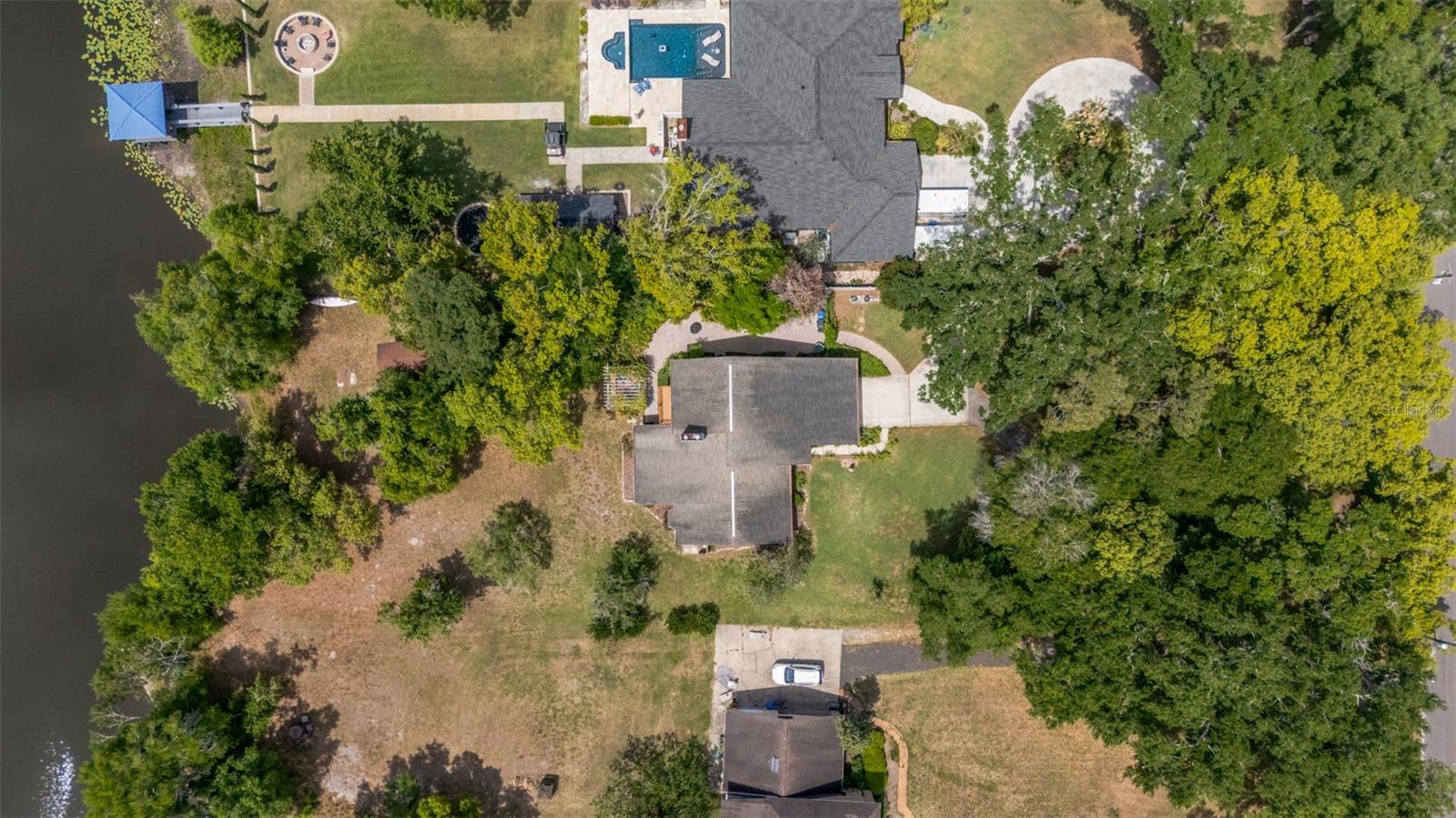 785 DUQUE RD — photo 39
