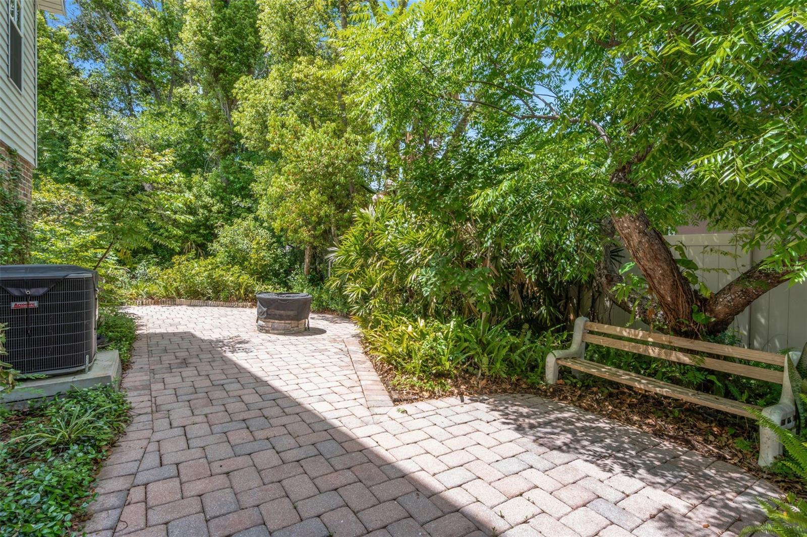 785 DUQUE RD — photo 48