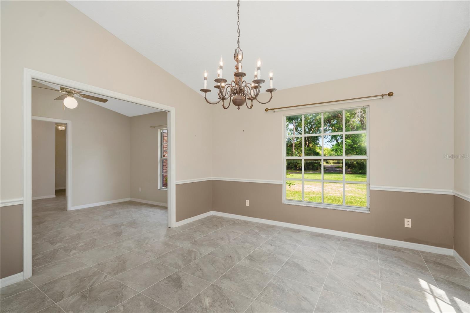 785 DUQUE RD — photo 5