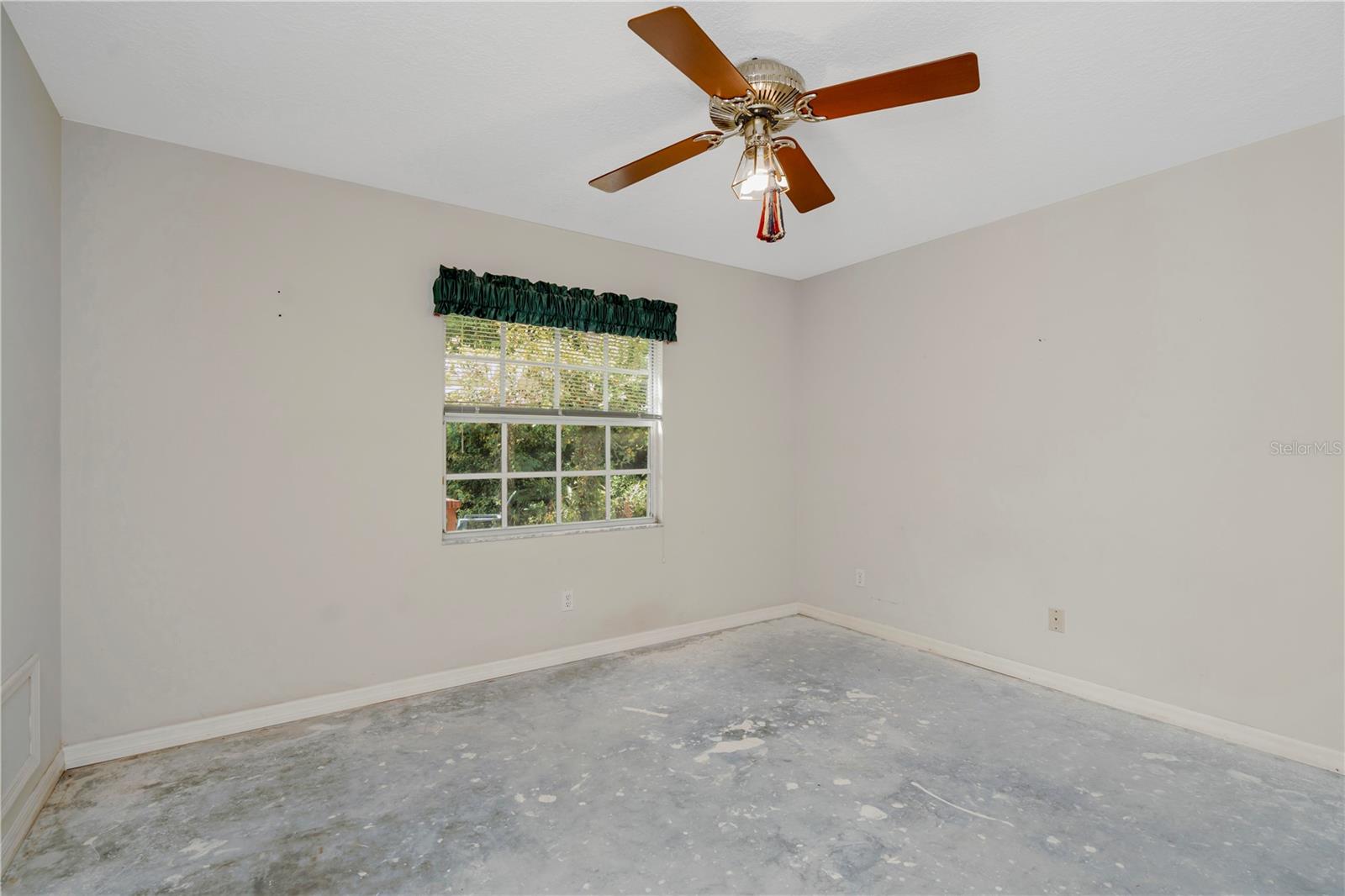 785 DUQUE RD — photo 19
