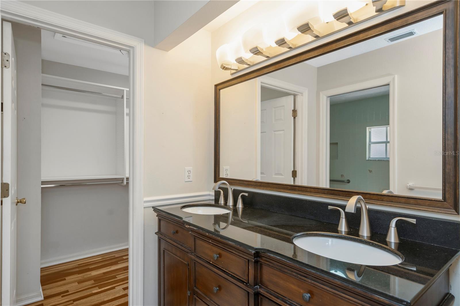 785 DUQUE RD — photo 29