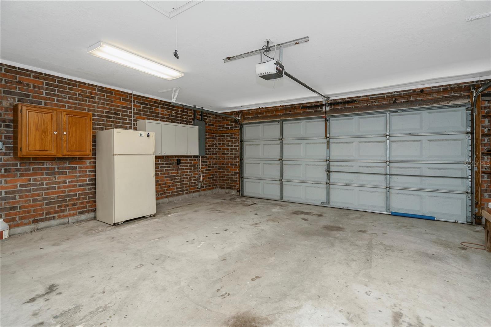 785 DUQUE RD — photo 3