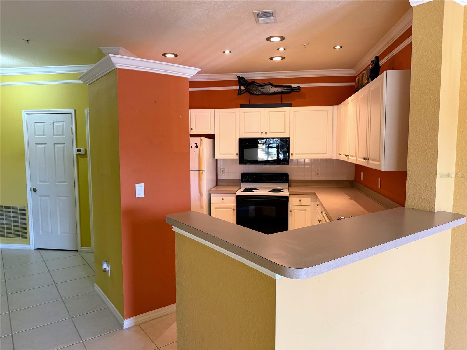4333 BAYSIDE VILLAGE DR #229 — photo 5