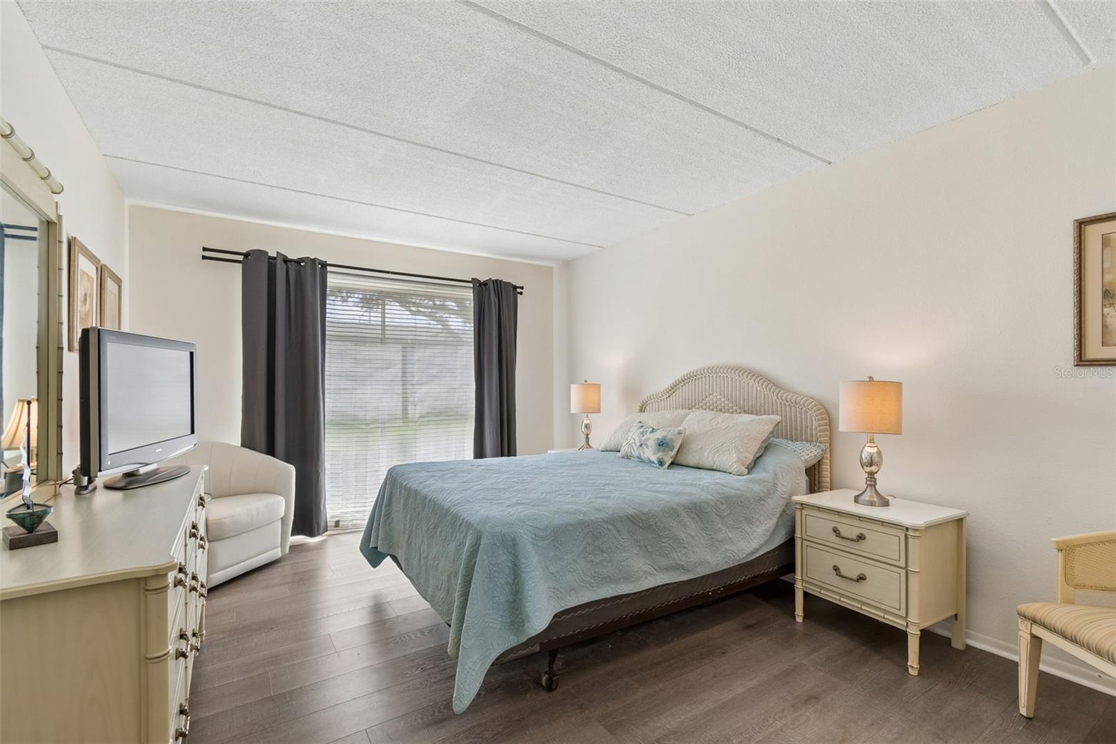 2944 W BAY DR #106 — photo 37