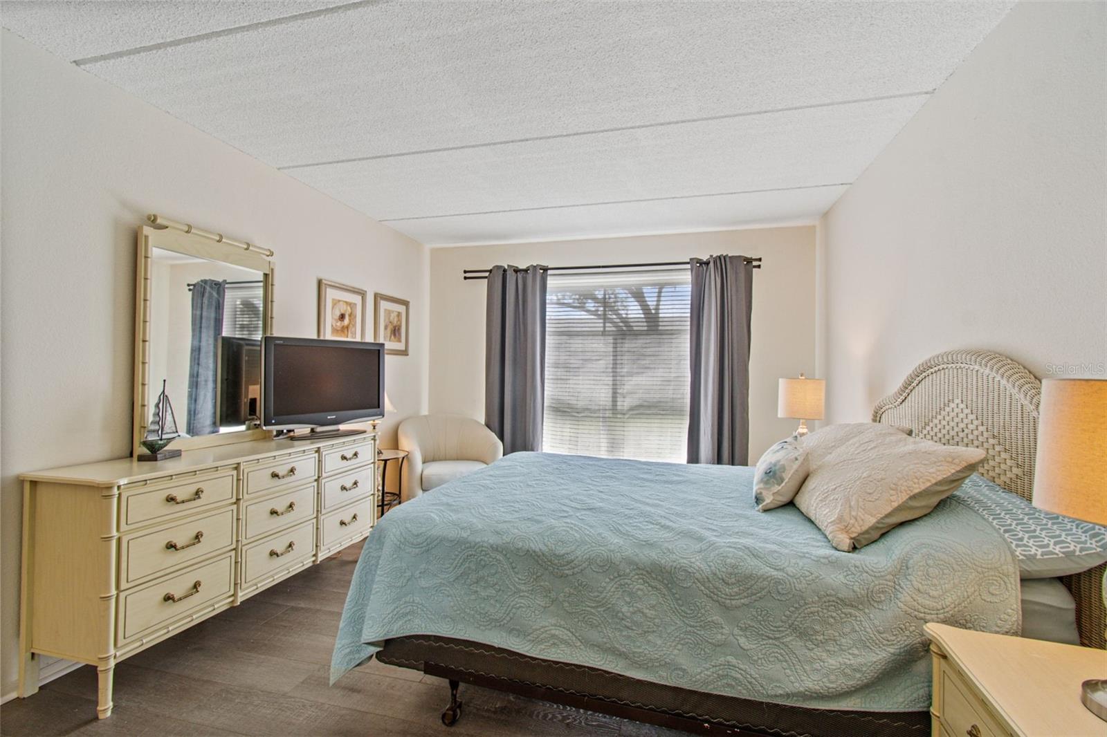 2944 W BAY DR #106 — photo 41