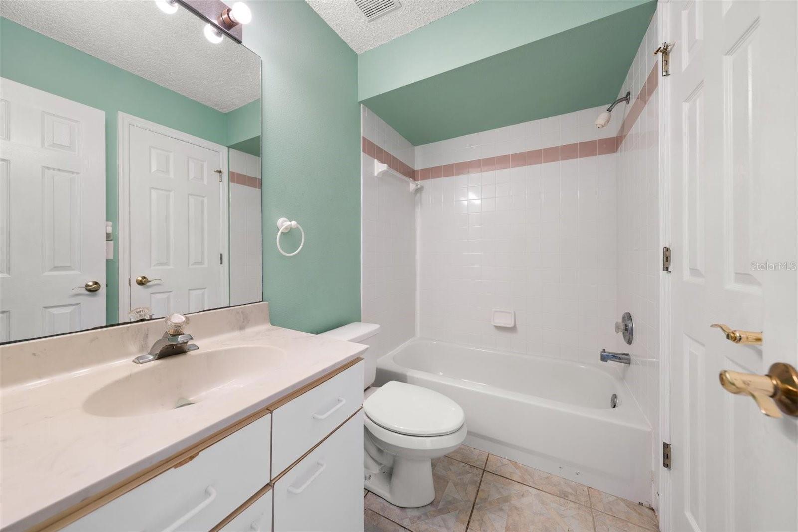 124 MARCDALE BLVD — photo 41