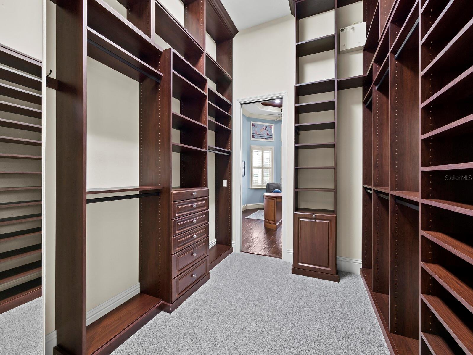 3129 FOUNDERS CLUB DR — photo 33
