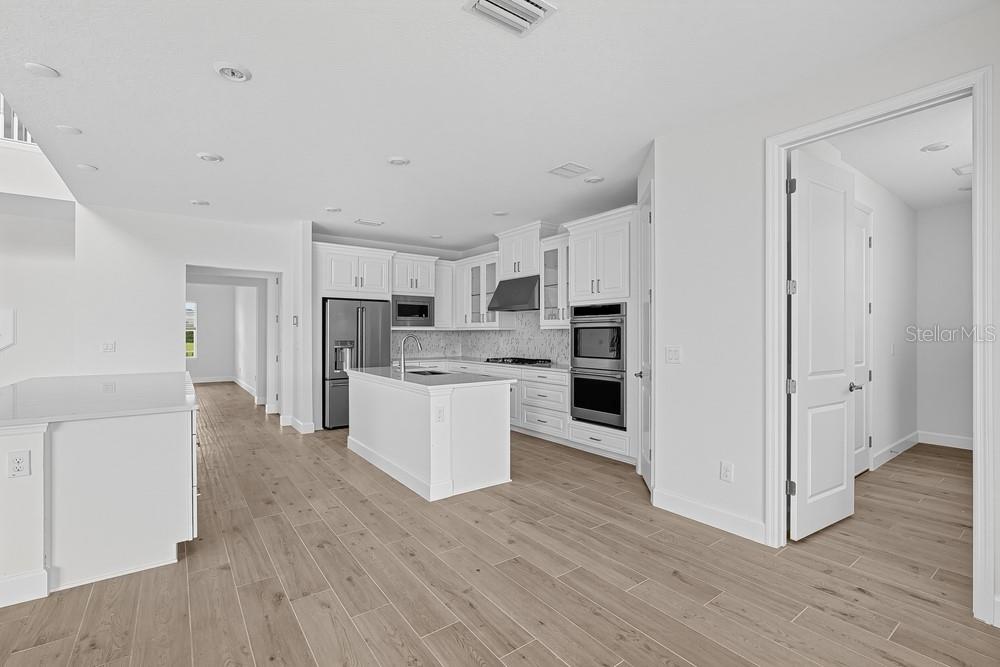 11270 KINGLY LN — photo 10