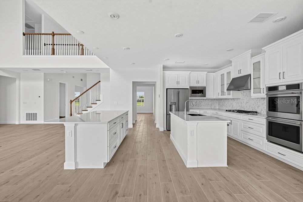 11270 KINGLY LN — photo 2