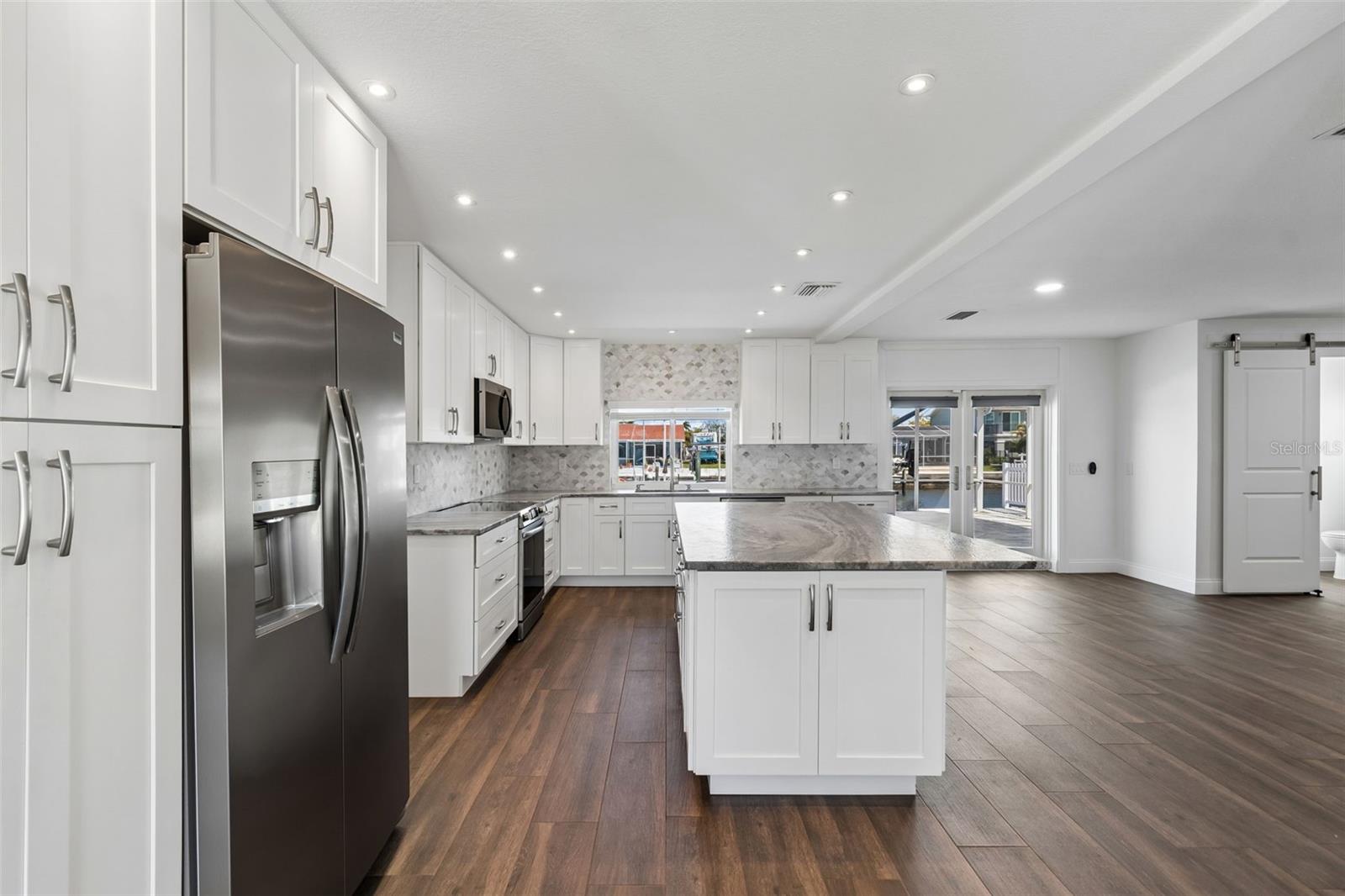 8034 BRIGHTON DR — photo 24