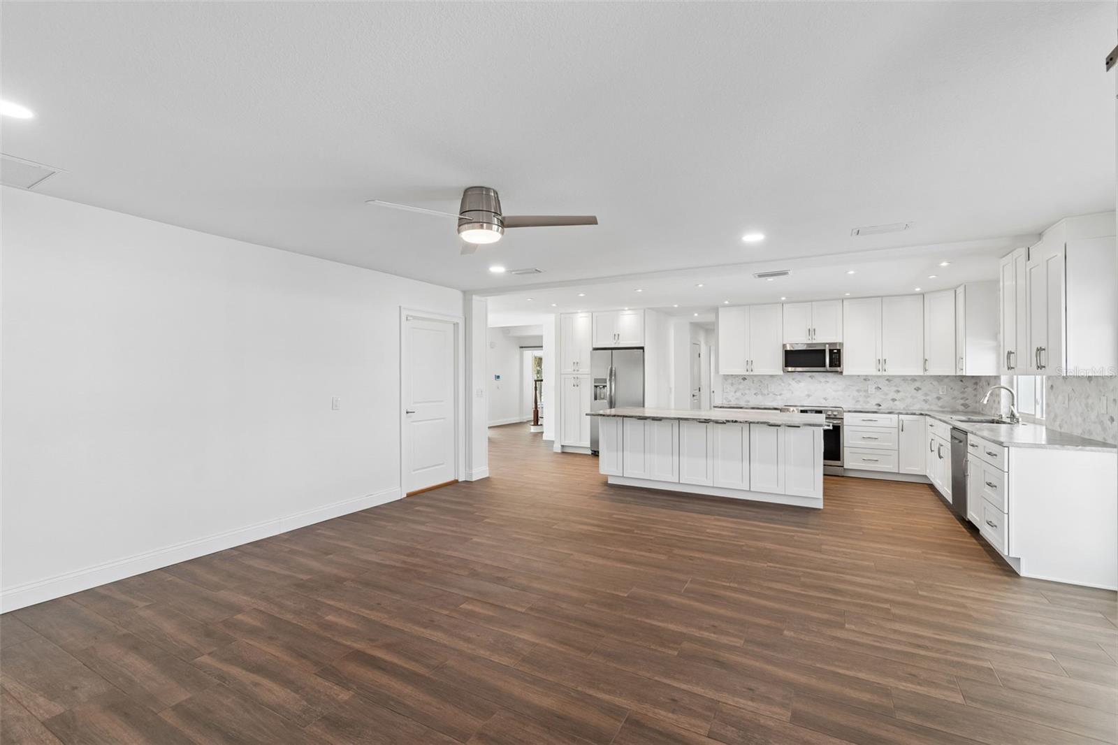 8034 BRIGHTON DR — photo 37