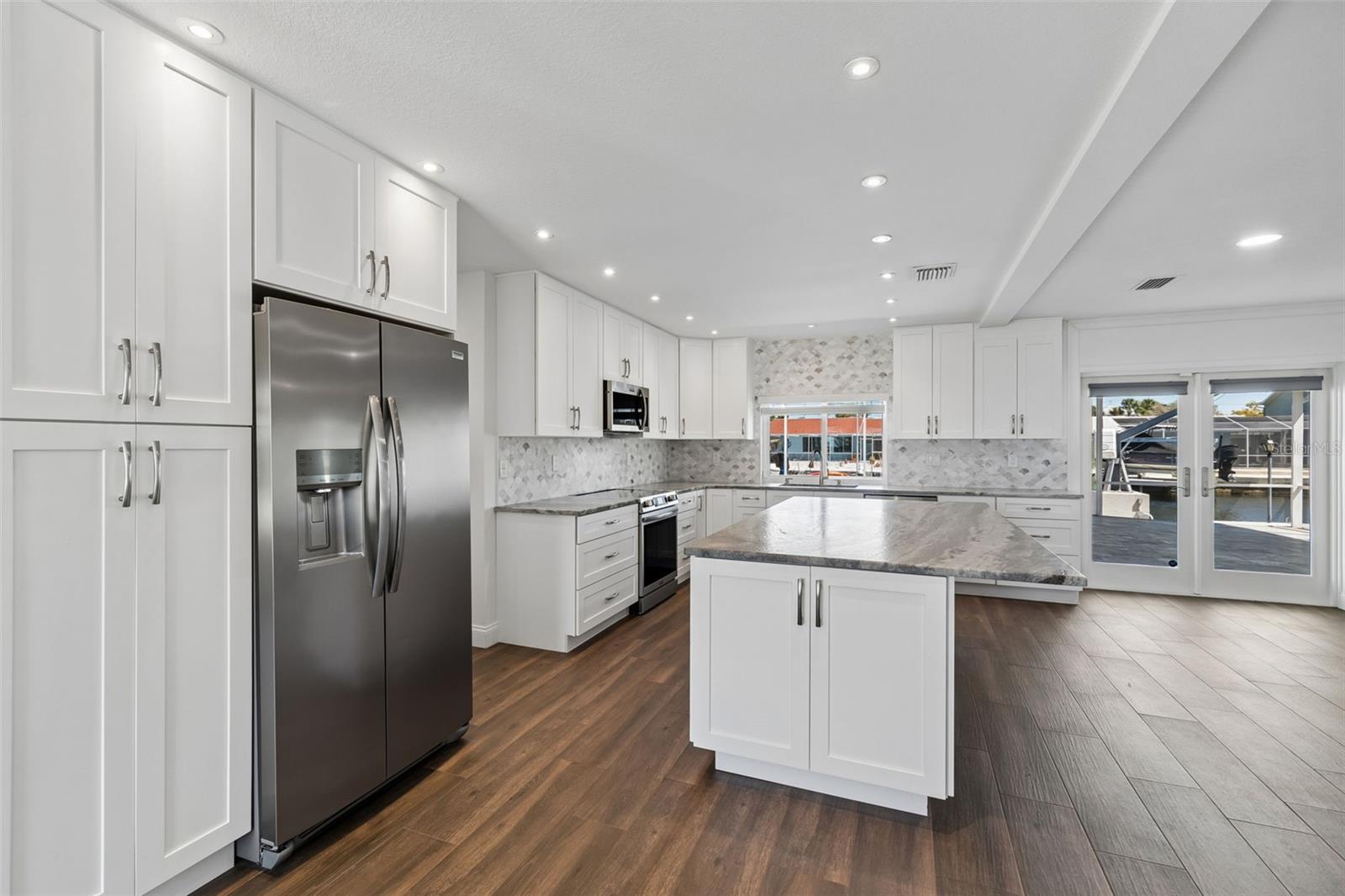 8034 BRIGHTON DR — photo 25