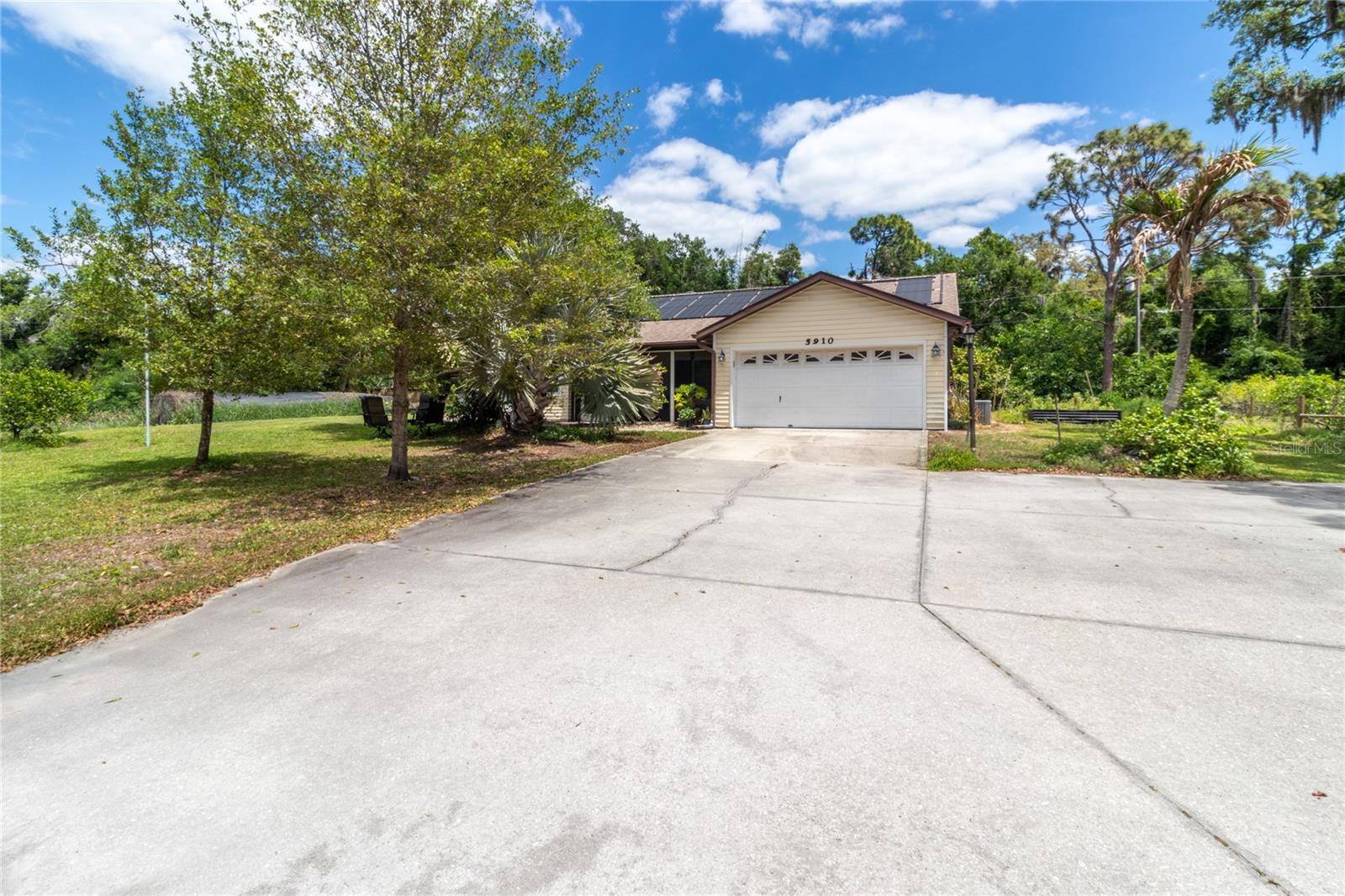 5910 BELLA RD — photo 3