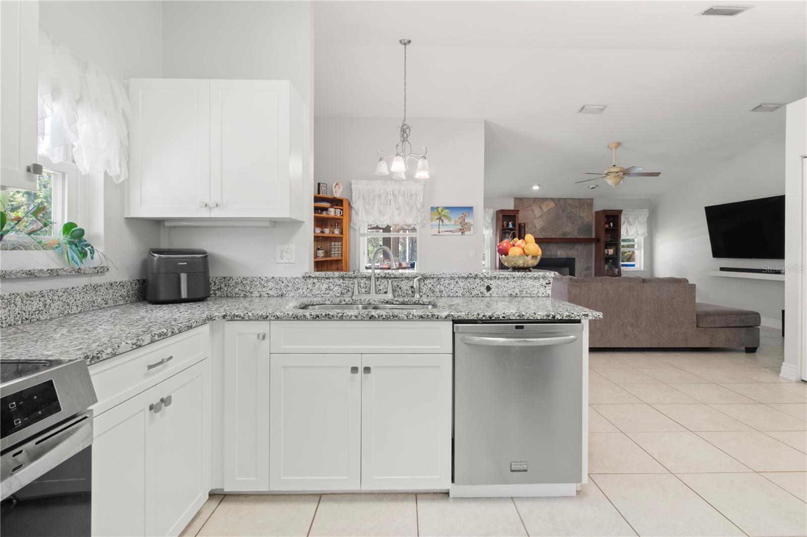 5910 BELLA RD — photo 11