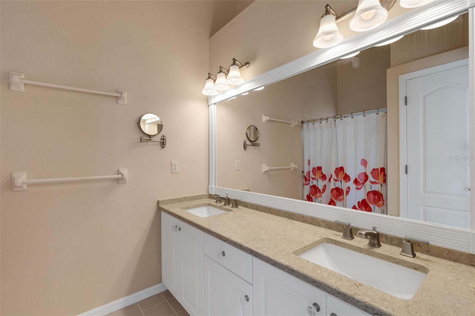 8976 WHITEMARSH AVE — photo 43