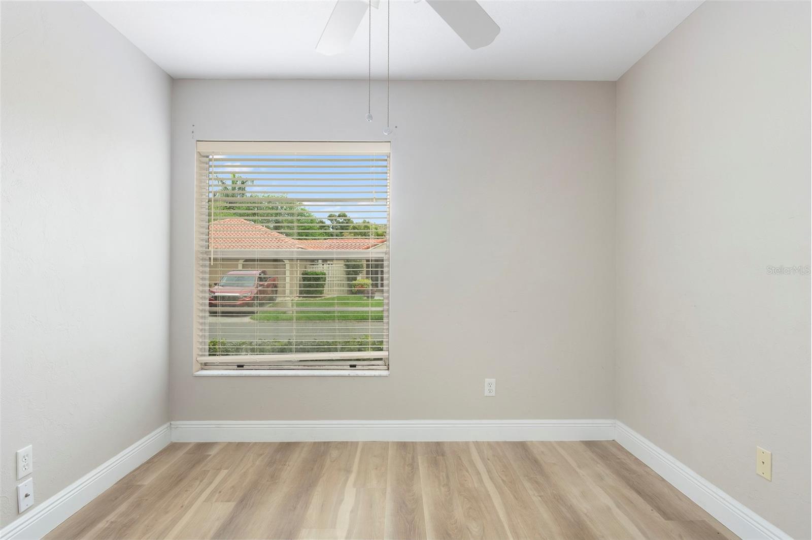 491 ST TROPEZ CIR NE — photo 15