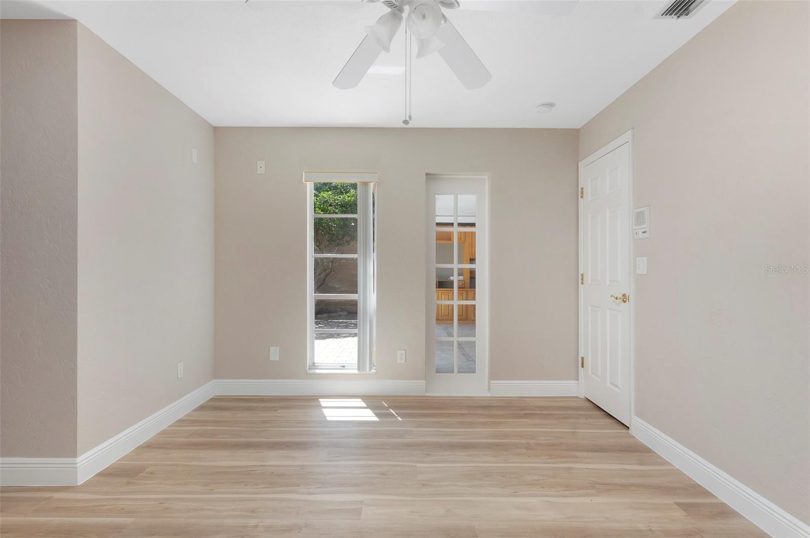 491 ST TROPEZ CIR NE — photo 26