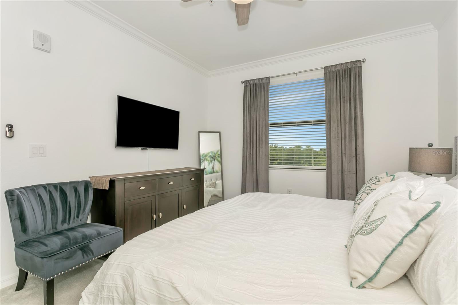 18028 GAWTHROP DR #403 — photo 20