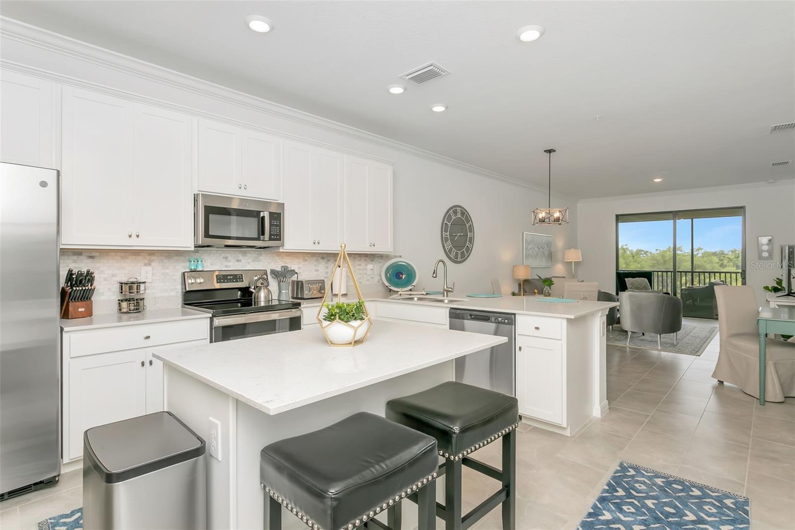 18028 GAWTHROP DR #403 — photo 12