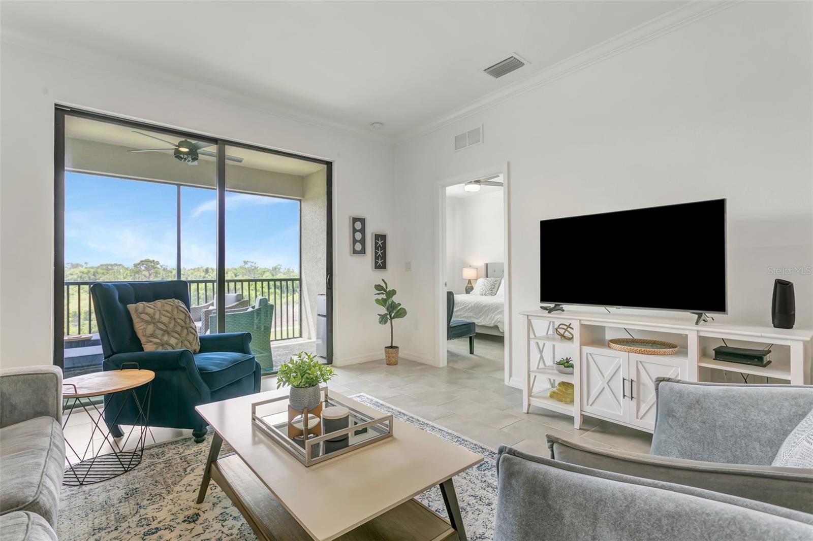 18028 GAWTHROP DR #403 — photo 18