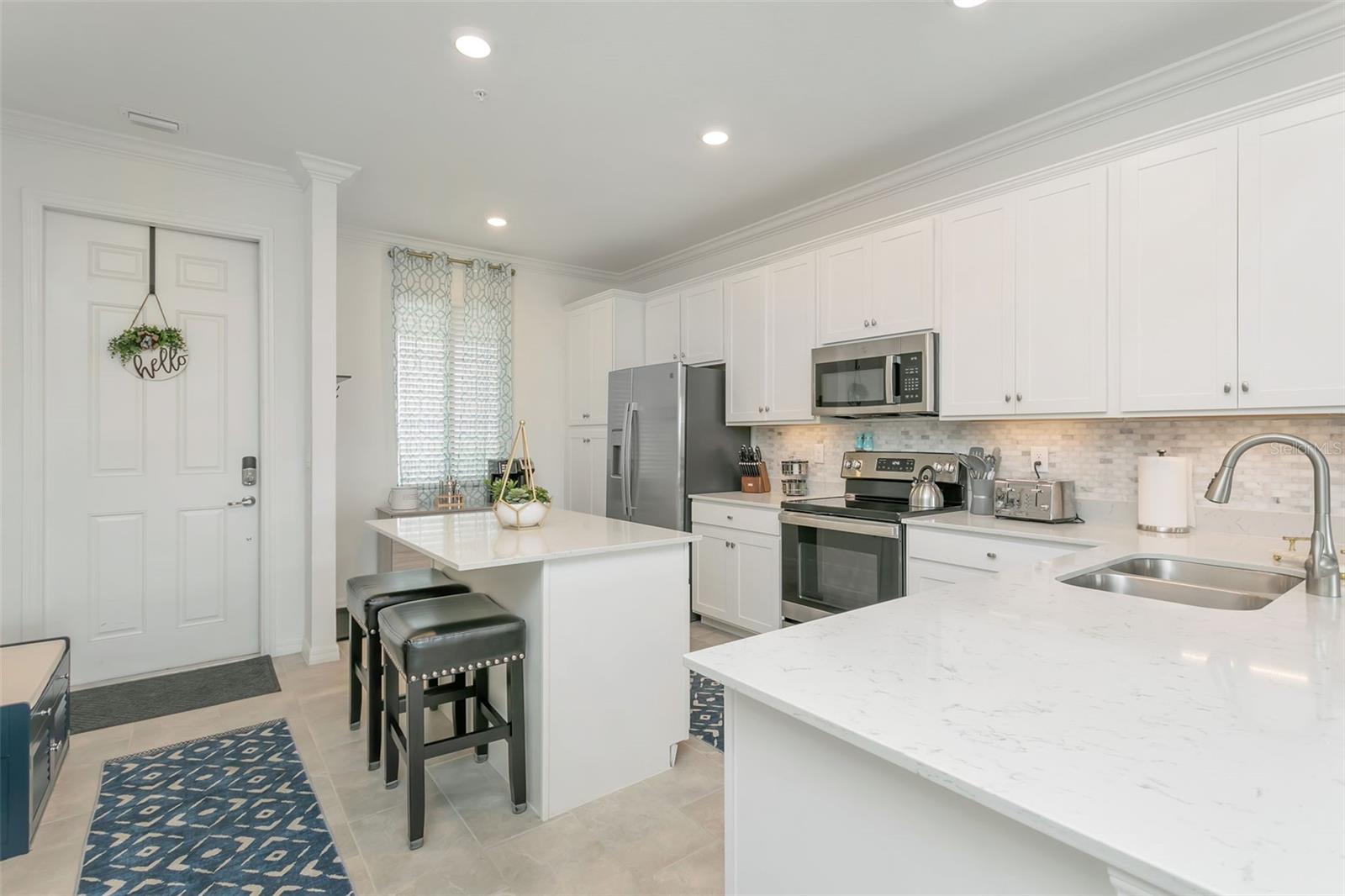 18028 GAWTHROP DR #403 — photo 9