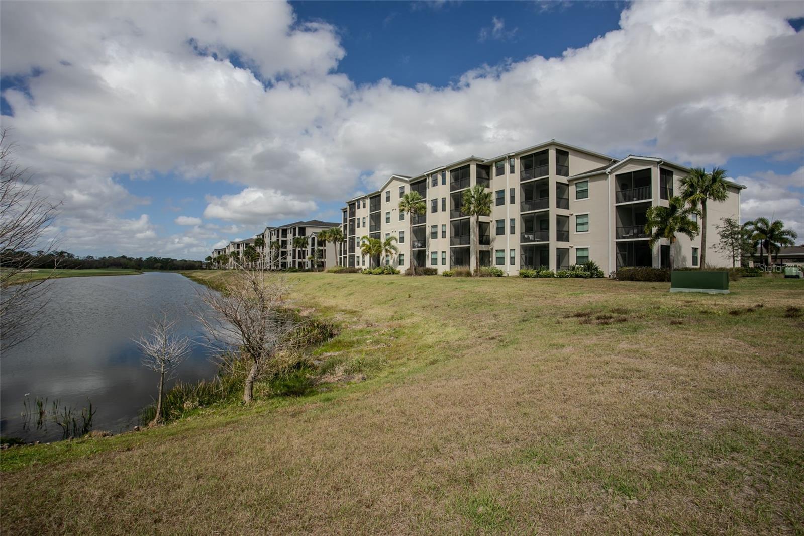 18028 GAWTHROP DR #403 — photo 44