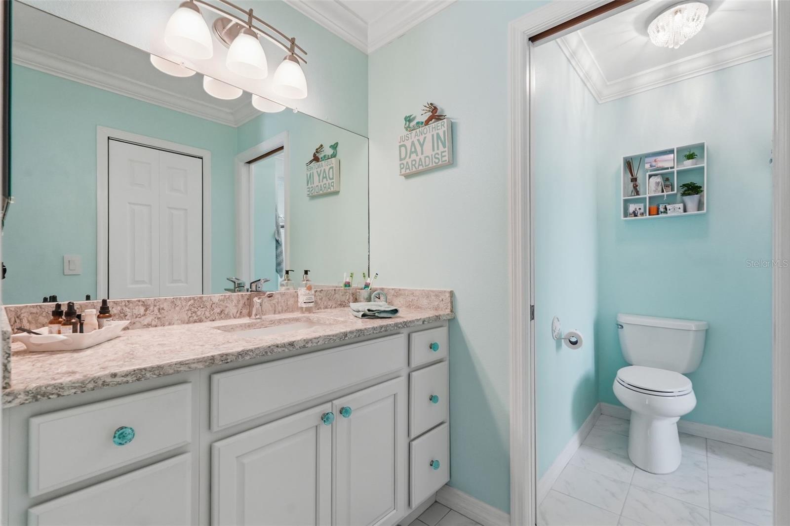 212 CEDARWOOD CIR #212 — photo 32