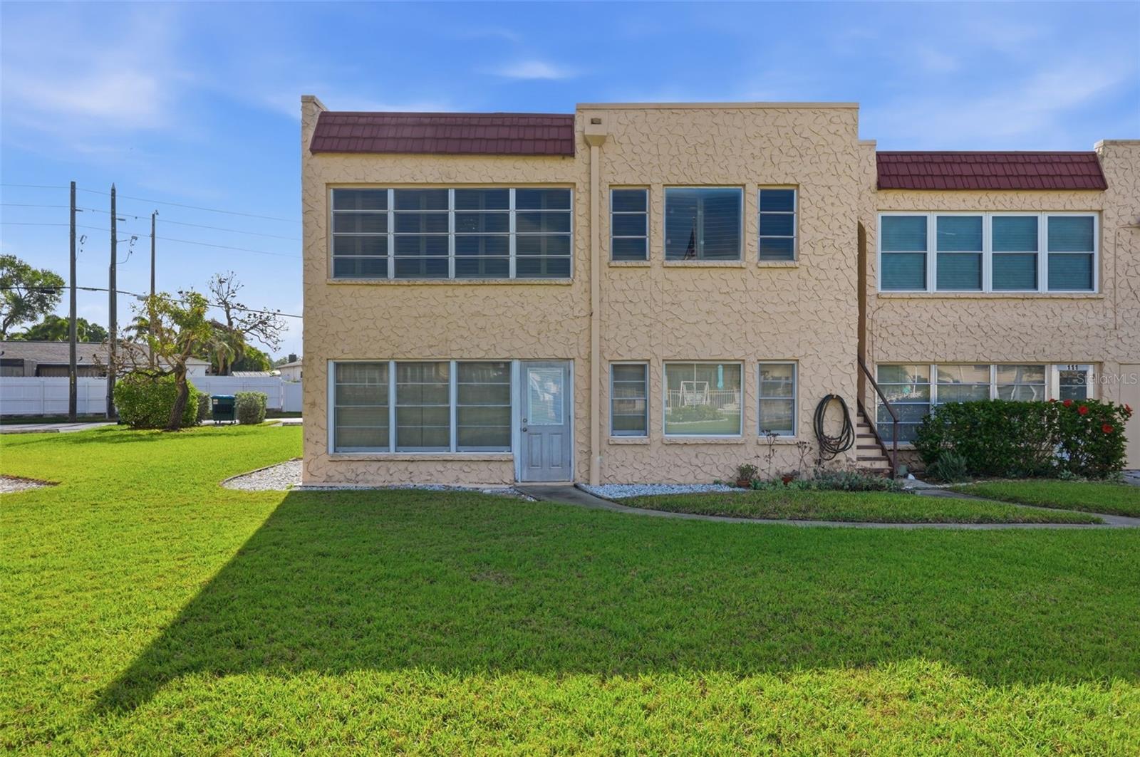 212 CEDARWOOD CIR #212 — photo 3