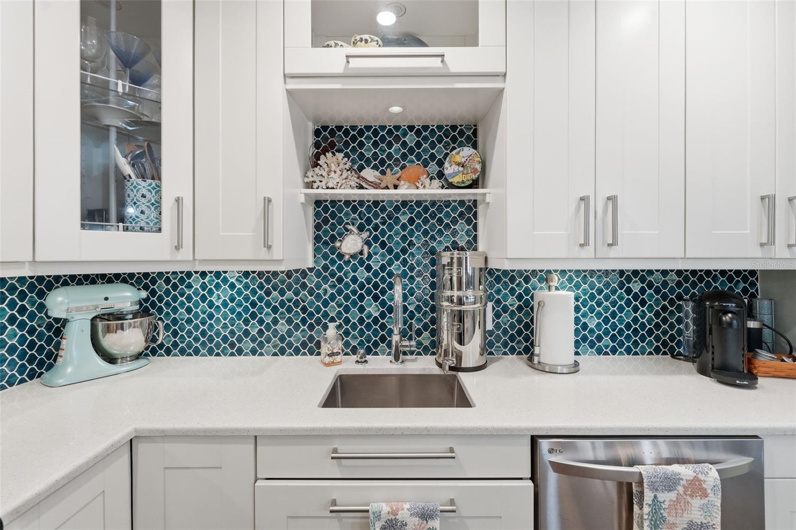 212 CEDARWOOD CIR #212 — photo 8