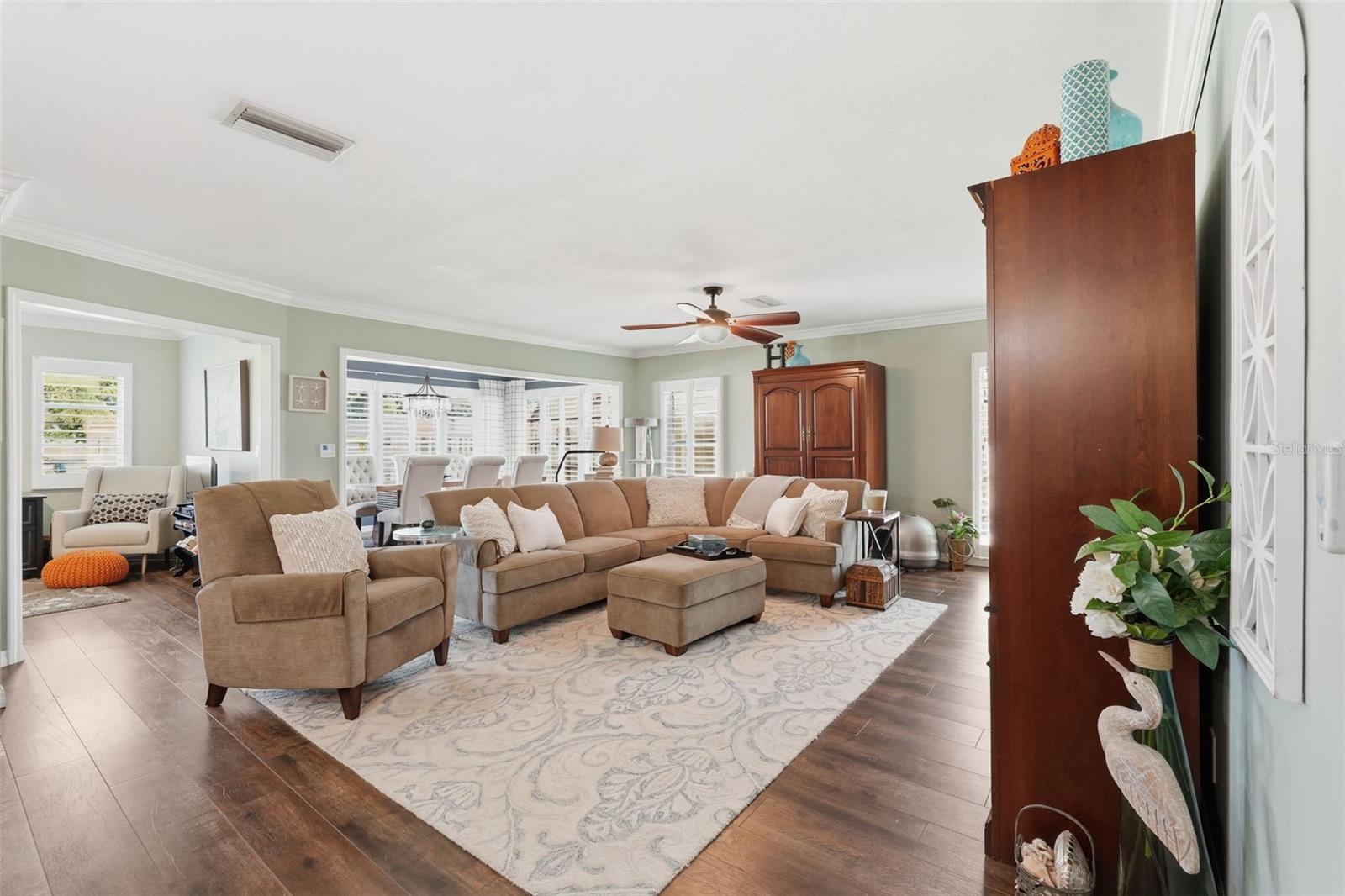 212 CEDARWOOD CIR #212 — photo 19