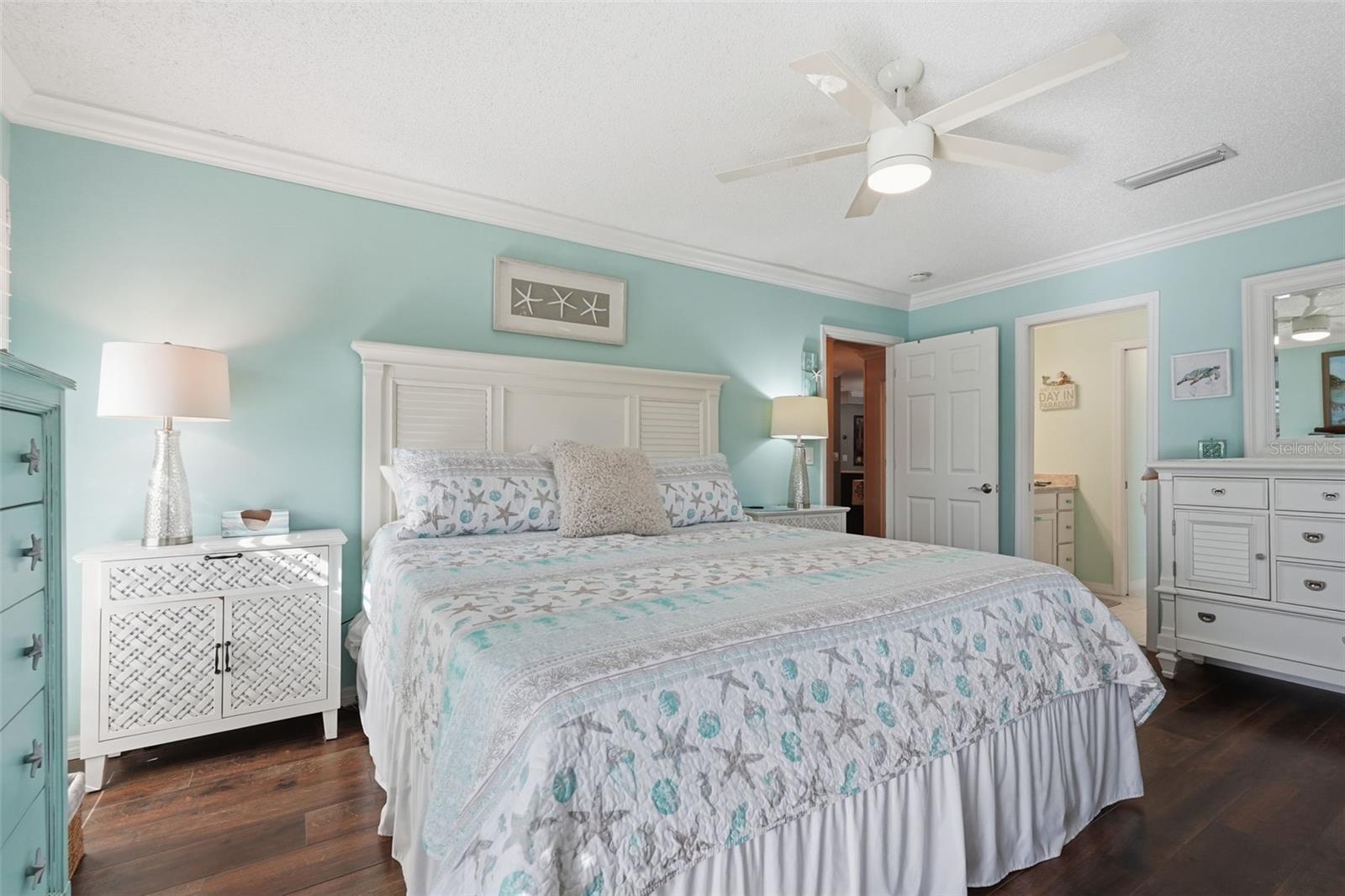 212 CEDARWOOD CIR #212 — photo 34